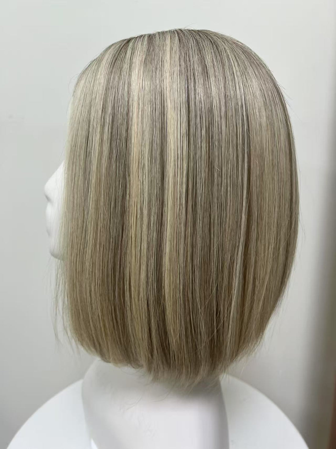 French Lace Front Remy Human Hair Wig for Women | Medium Cap - wearing effect