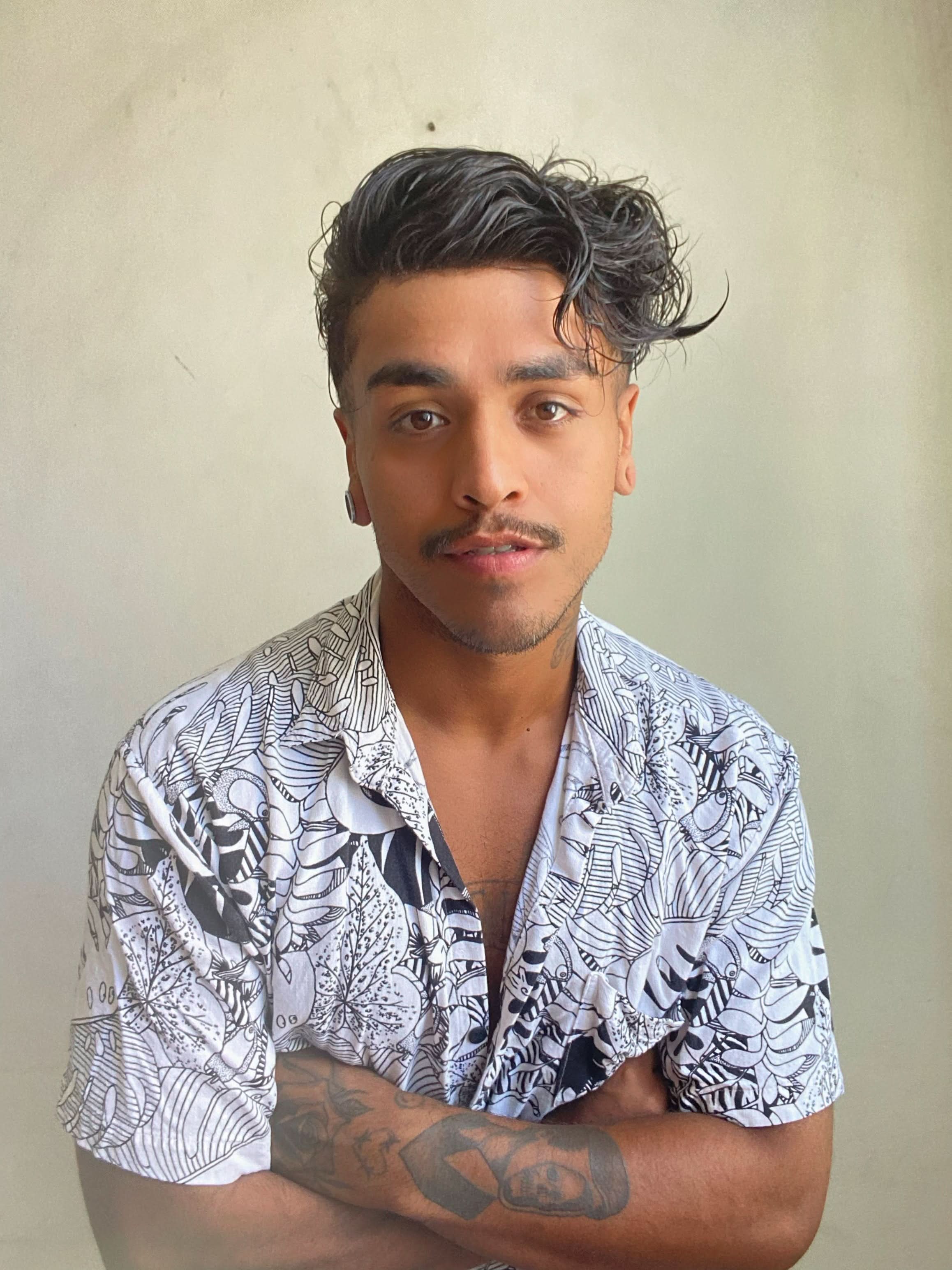 0.06–0.08mm Single-Knot Thin Skin Men's Hair System | 8x10 | Antimicrobial Base — product view 6