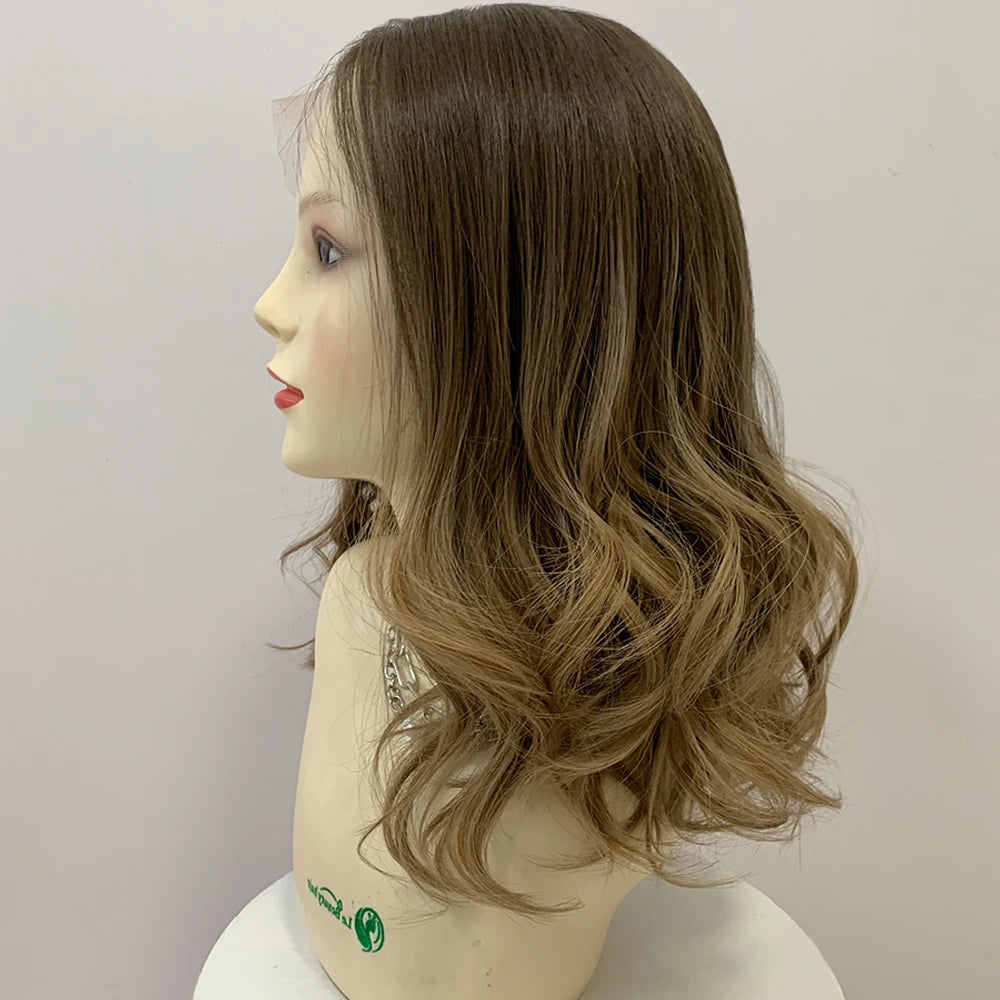 Perruque juive casher blonde de cheveux humains avec cheveux de bébé – Style ondulé avec dentelle suisse sur le devant, nœud unique