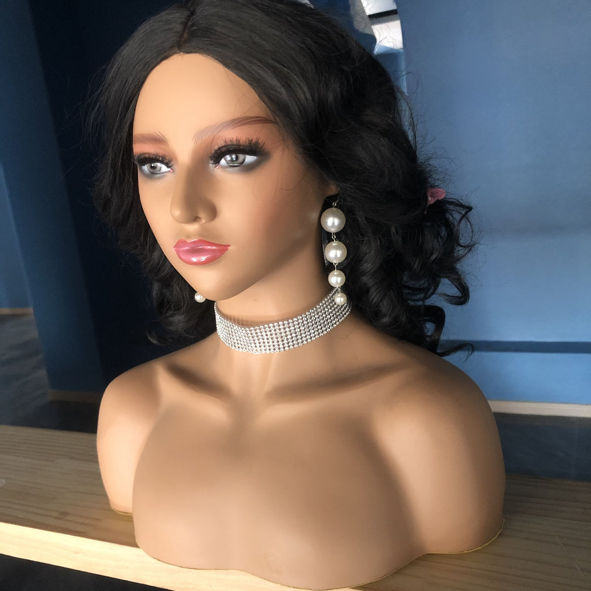 Mannequin Head Shoulder Wig Prop Display
